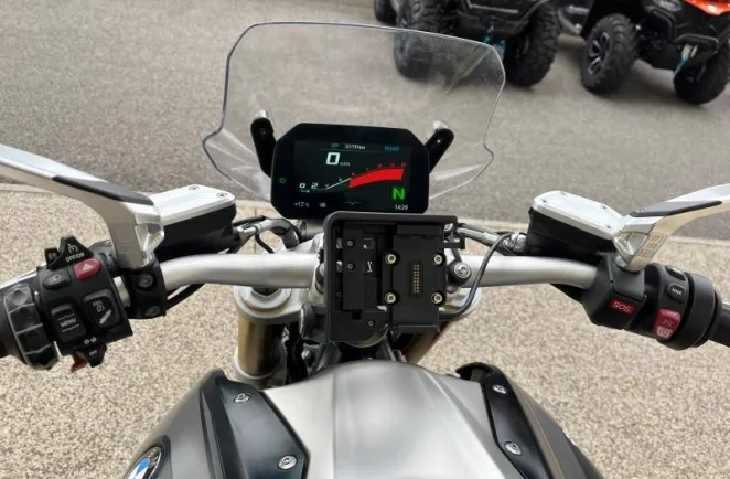 BMW 1250 R full Option 719 + valises