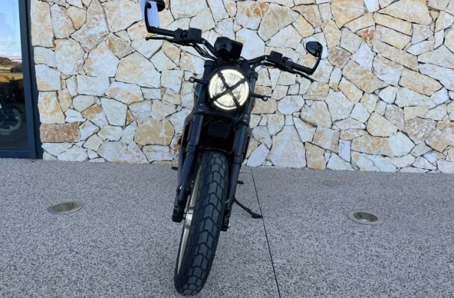 DUCATI Scrambler 800 Full Throttle