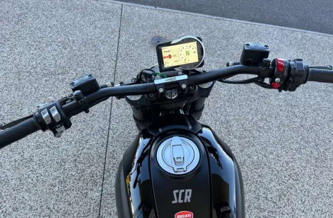 DUCATI Scrambler 800 Full Throttle