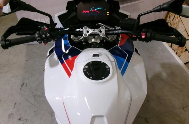 BMW S 1000 XR