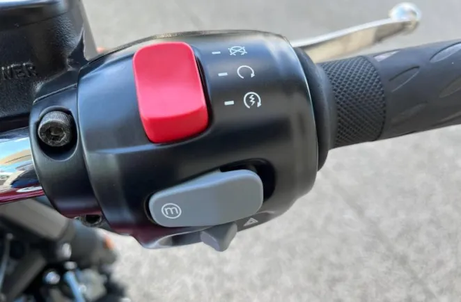 TRIUMPH T120 1200 Bicolore + OPTION