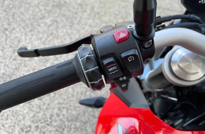 BMW 900 R 105CV SHIFTER PRO