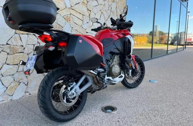DUCATI V4 Rally 1160 Radar + OPTIONS