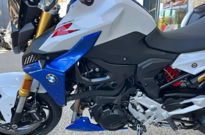 BMW 900 R A2 FULL PACK ET OPTIONS