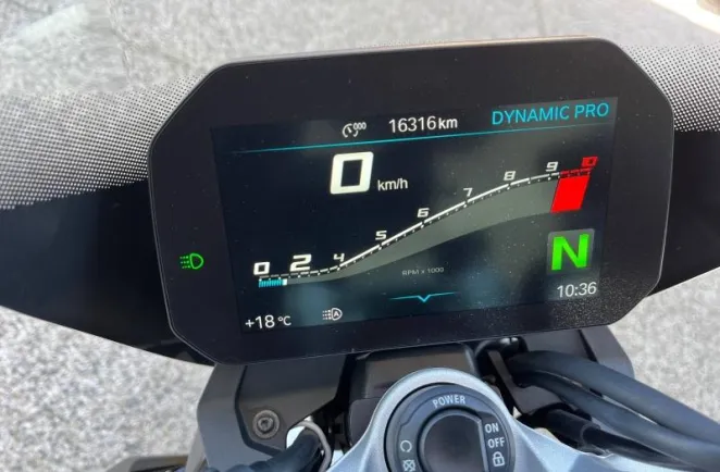 BMW 900 R A2 FULL PACK ET OPTIONS