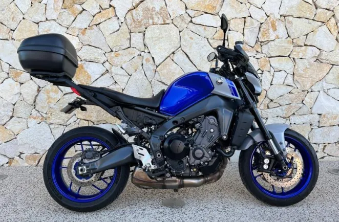 YAMAHA MT-09 900 2022 + OPTIONS