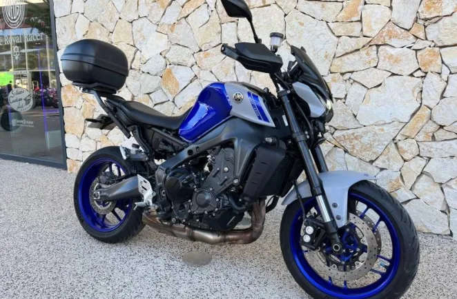 YAMAHA MT-09 900 2022 + OPTIONS