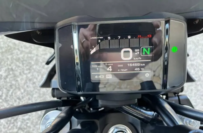 YAMAHA MT-09 900 2022 + OPTIONS