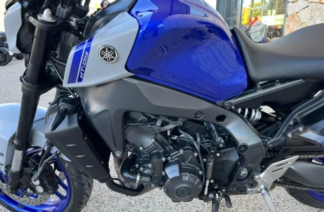 YAMAHA MT-09 900 2022 + OPTIONS