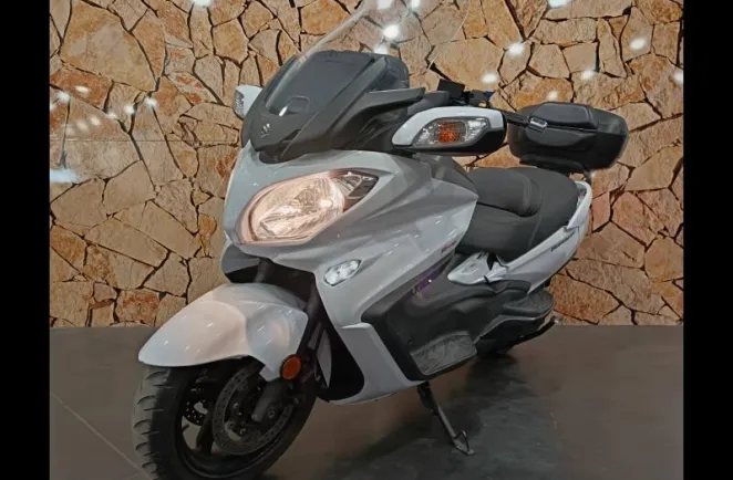 SUZUKI Burgman 650 Executive ABS 2018
