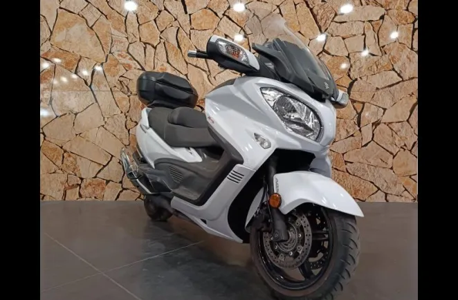SUZUKI Burgman 650 Executive ABS 2018