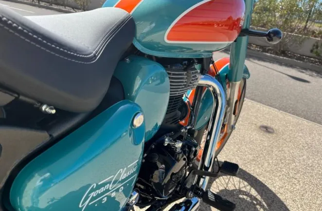 ROYAL ENFIELD 350 Halcyon