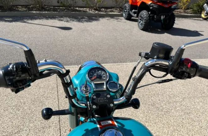 ROYAL ENFIELD 350 Halcyon