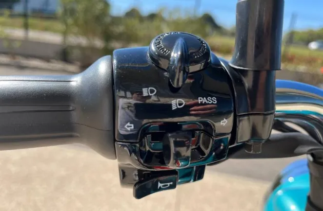 ROYAL ENFIELD 350 Halcyon