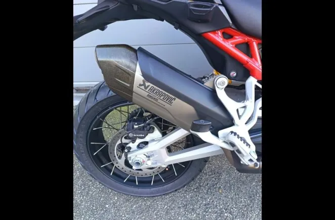 DUCATI Multistrada V4 S 1160 Essential Spoked wheels