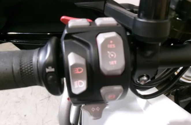 TRIUMPH Tiger 1200 Rally Pro