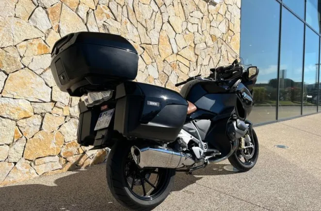 BMW 1250 RT FULL PACK + TOP CASE