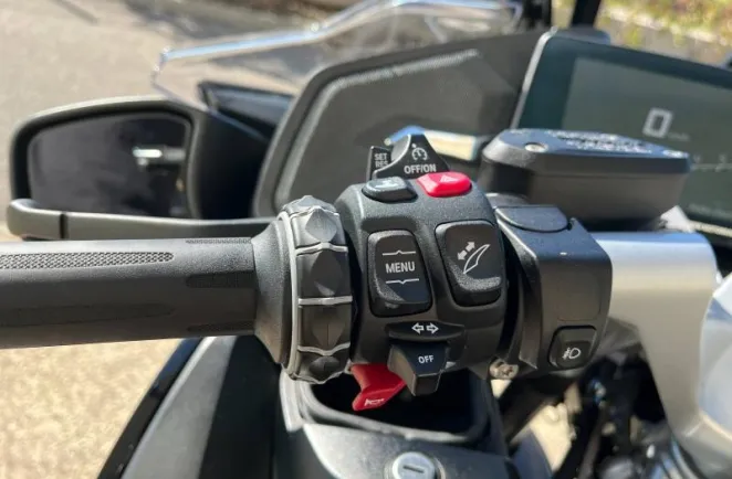 BMW 1250 RT FULL PACK + TOP CASE