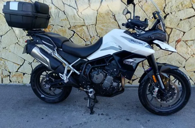 TRIUMPH Tiger 900 GT Pro