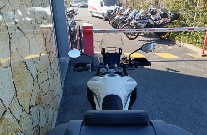 TRIUMPH Tiger 900 GT Pro