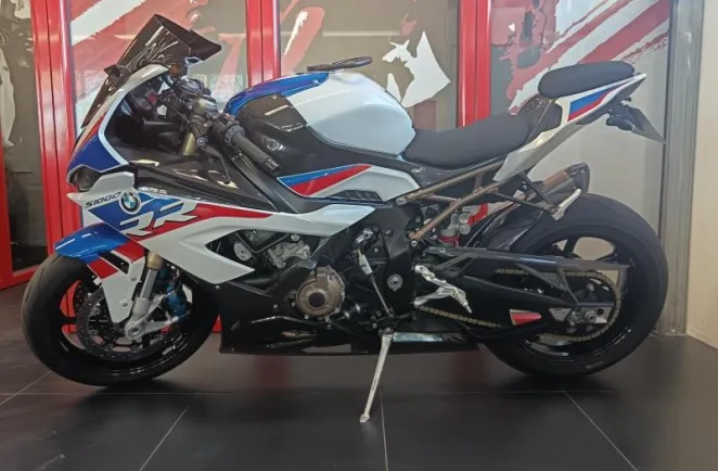 BMW 1000 RR PACK M
