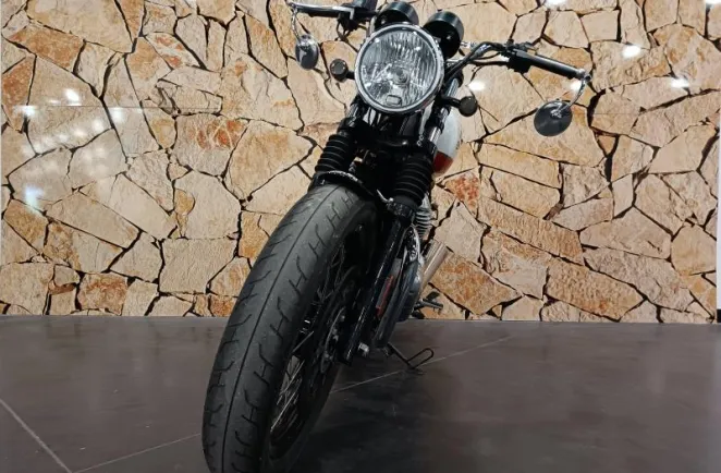 ROYAL ENFIELD Twin 650 Interceptor Canyon Red