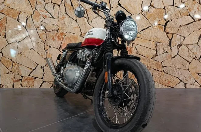 ROYAL ENFIELD Twin 650 Interceptor Canyon Red