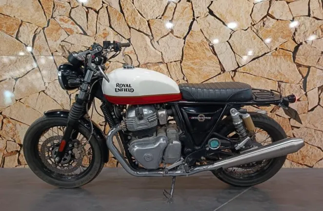 ROYAL ENFIELD Twin 650 Interceptor Canyon Red