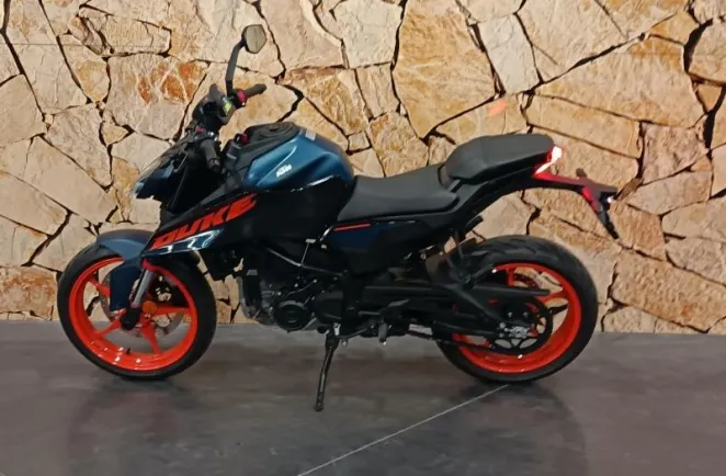 KTM BIKE 125 DUKE