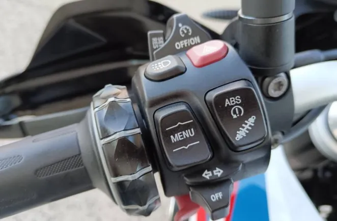 BMW 850 GS + options