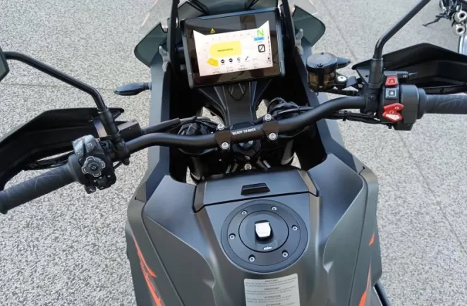 KTM 1290 S modèle 2022 Tech pack