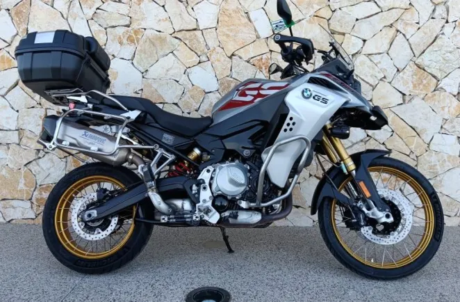 BMW 850 GS Adventure full option