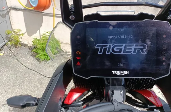 TRIUMPH Tiger 900 GT Aragón Edition modele 2024 4001 kms