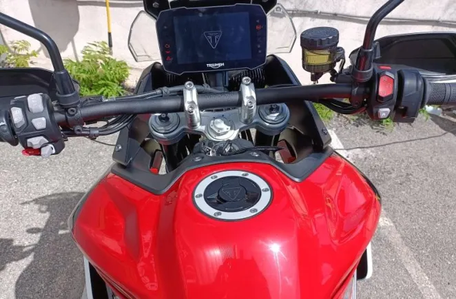 TRIUMPH Tiger 900 GT Aragón Edition modele 2024 4001 kms