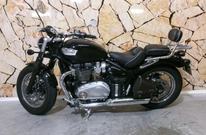 TRIUMPH Bonneville Speedmaster 1200