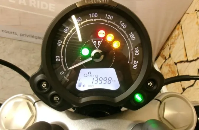 TRIUMPH Bonneville Speedmaster 1200