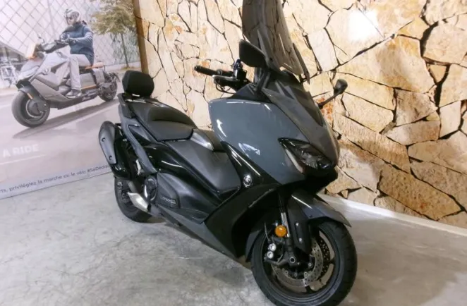 YAMAHA XP T-Max 562 Tech MAX 2021