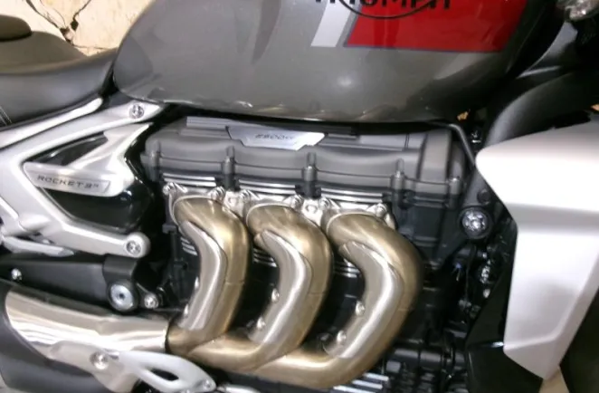 TRIUMPH Rocket III 2500 R