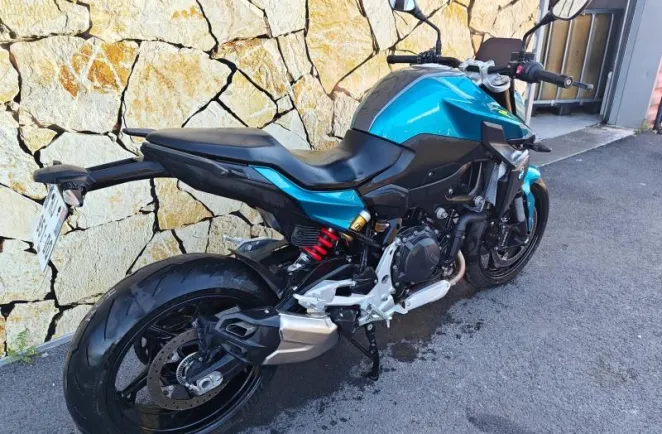 BMW F 900 R 2025