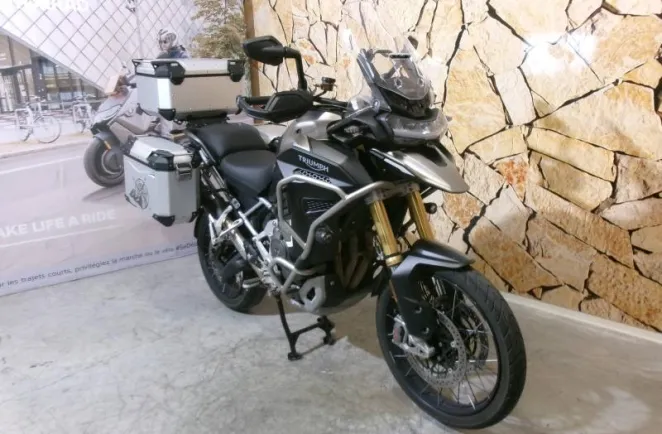 TRIUMPH Tiger 1200 Rally Explorer