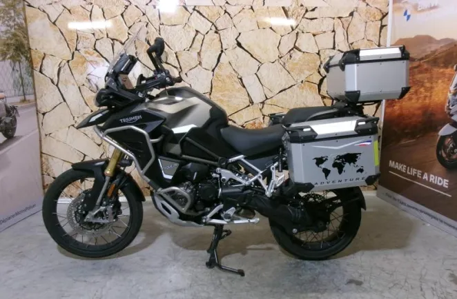 TRIUMPH Tiger 1200 Rally Explorer