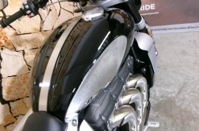 TRIUMPH Rocket III Storm 2500 R