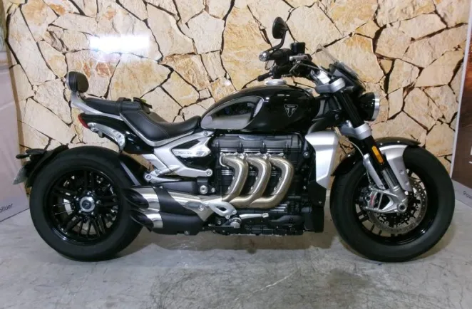 TRIUMPH Rocket III Storm 2500 R