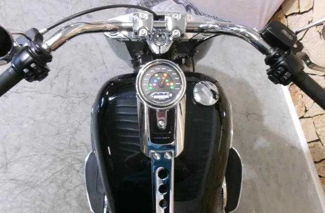 HARLEY-DAVIDSON Softail Fat Boy 1868 Noir 2022