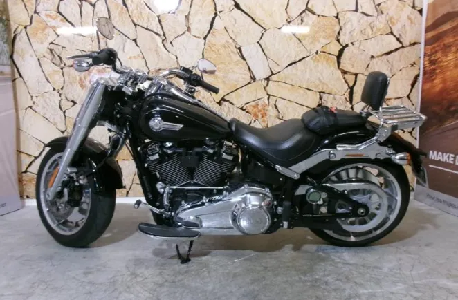 HARLEY-DAVIDSON Softail Fat Boy 1868 Noir 2022