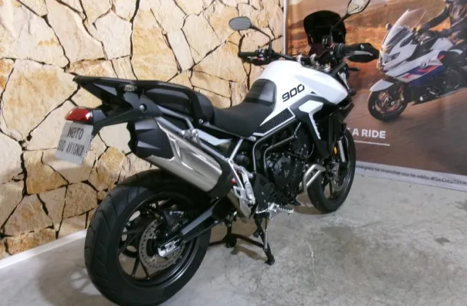 TRIUMPH Tiger 900 GT Pro