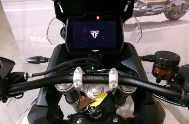 TRIUMPH Tiger 900 GT Pro