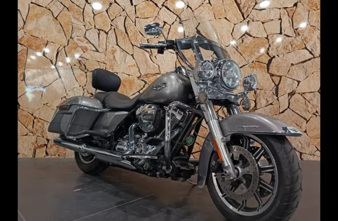 HARLEY-DAVIDSON Road King Classic 1690 Couleur ABS 2016