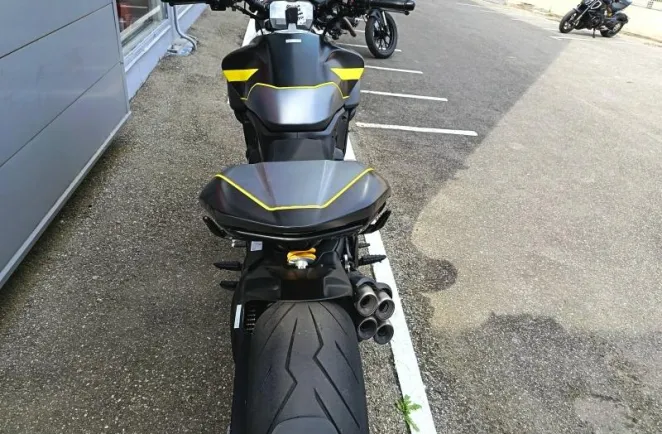 DUCATI Diavel 1158 V4