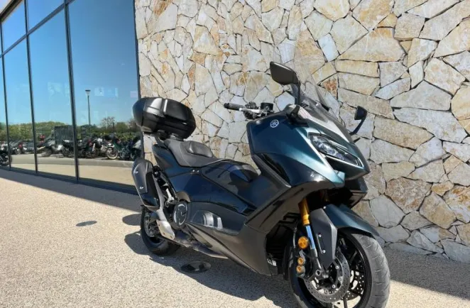 YAMAHA XP TMAX 562+ option top case